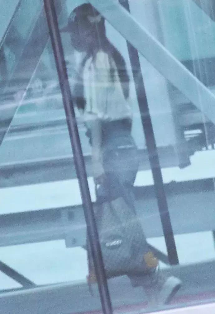 毛毛鞋为啥流行,毛毛鞋为什么都是平底