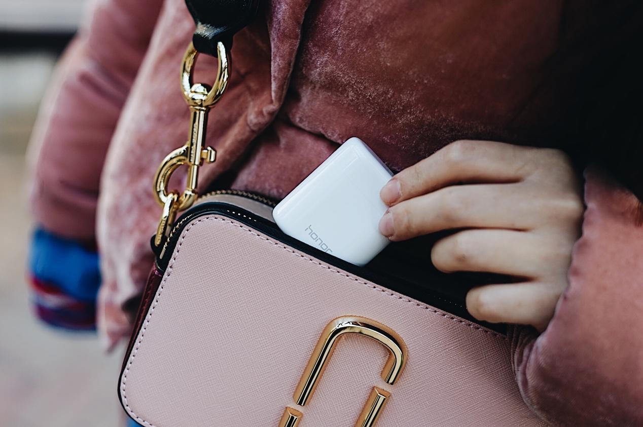 荣耀真无线降噪蓝牙耳机,荣耀最新发布蓝牙耳机