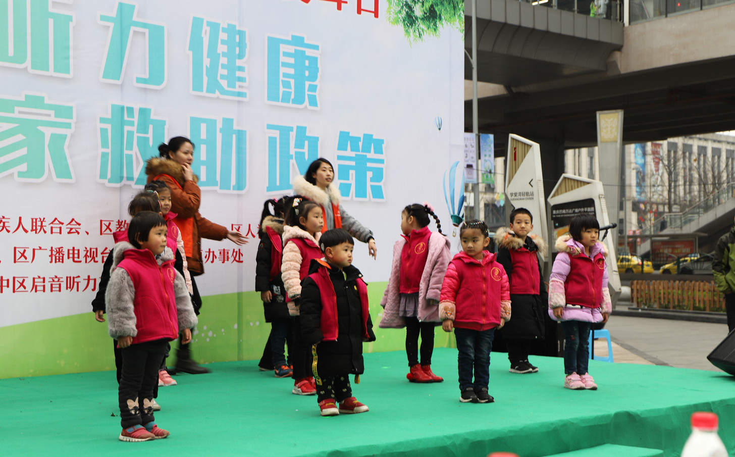 戴上人工耳蜗听到的声音,戴上人工耳蜗为啥还得做康复呢