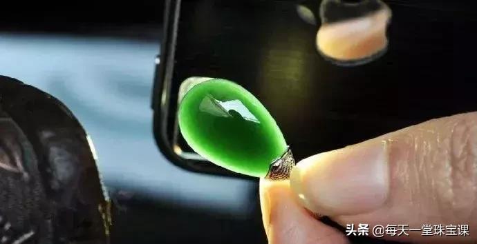 珠宝展天价翡翠图片,中国珠宝卖的翡翠是正品吗