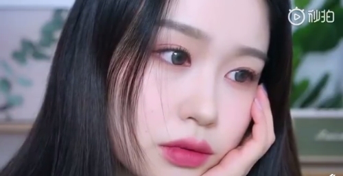 无花果色口红妆容,韩系无花果妆容