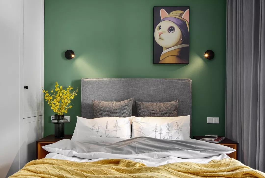 床头背景别刷大白墙,家里刮大白的半墙板床头效果图