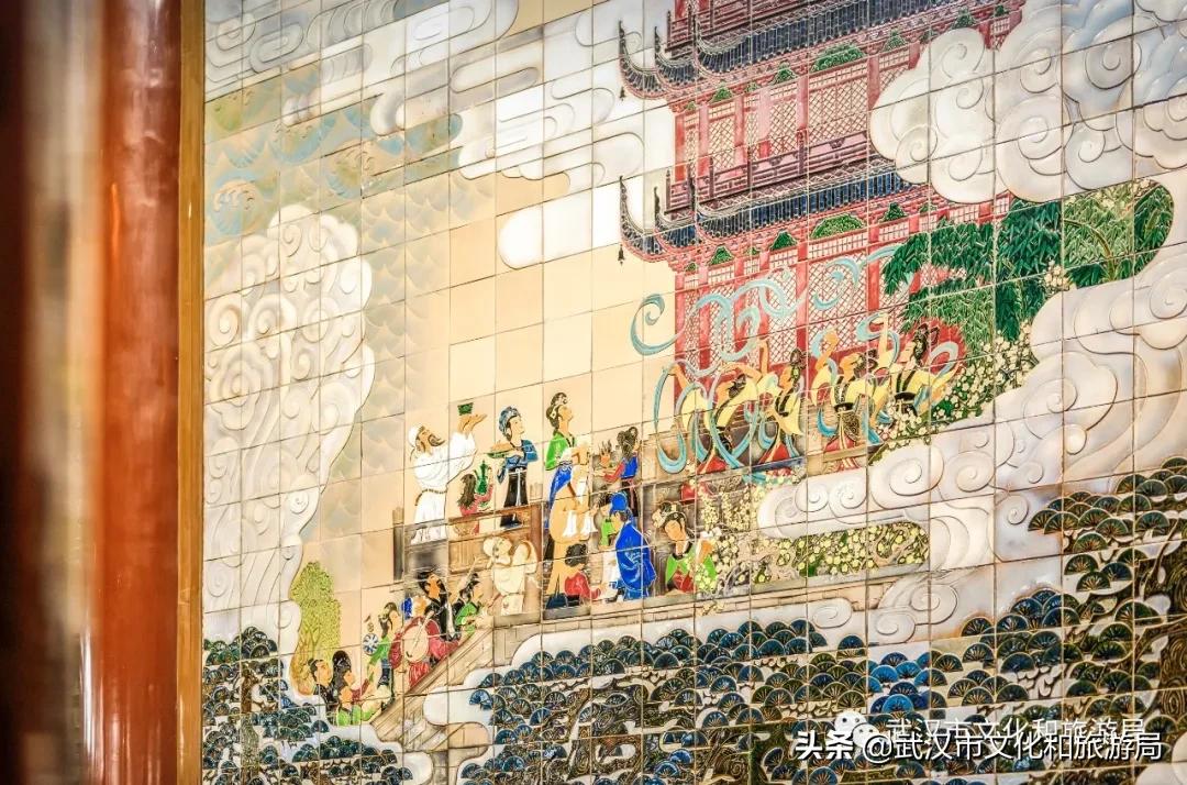 武汉江边最高的建筑,武汉江边高楼