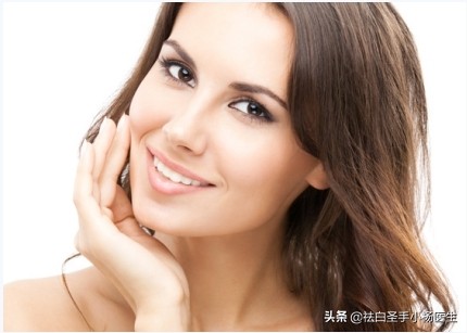 白癜风艾洛松和他克莫司怎么配合,艾洛松糠酸莫米松乳膏治疗白癜风