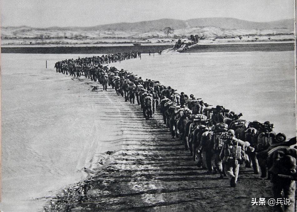 *世友许**被关，排长邓岳买酒买烧鸡，*世友许**评价：小邓是好人