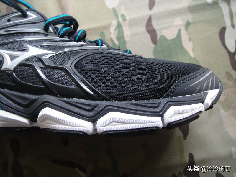 mizuno美津浓跑步鞋horizon4,美津浓发布全新高科技跑鞋mizuno