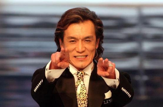 李咏事件分析,李咏曾十次登春晚一代人的回忆