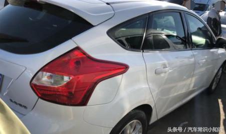 为什么都说福克斯的三缸好,福特福克斯1.8两厢这个车的缺点