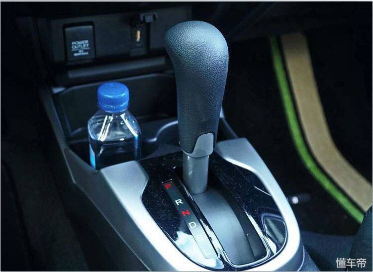 飞度车的缺点和优点,飞度神车值得购买吗