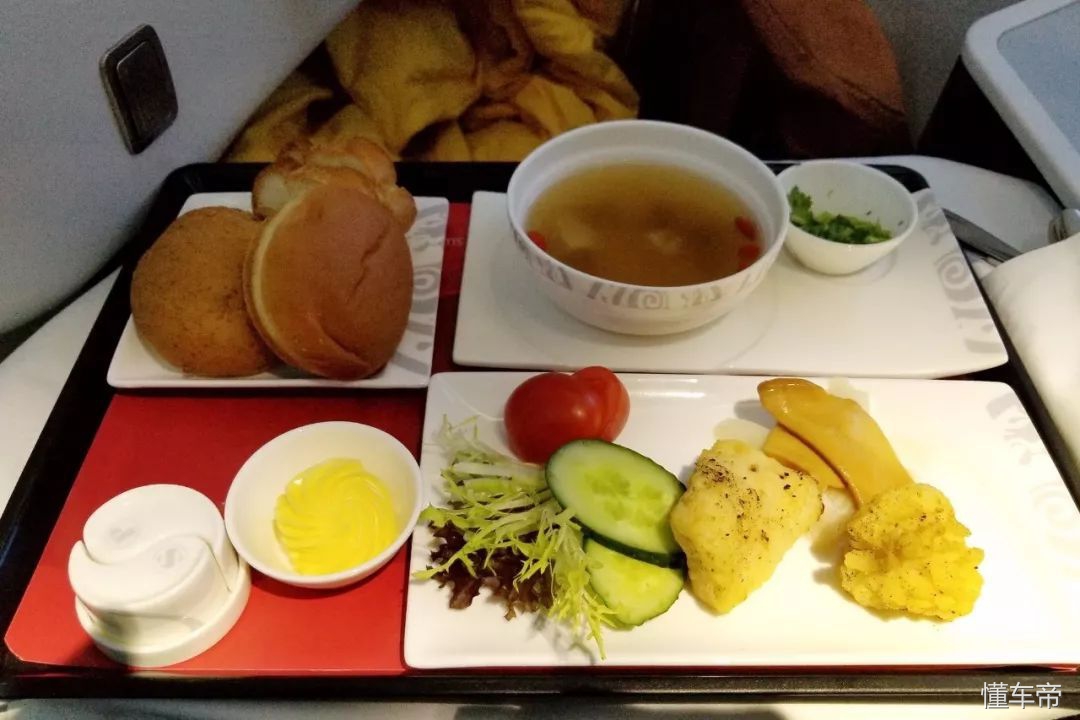 厉害了海航787 实测海航深圳北京商务舱