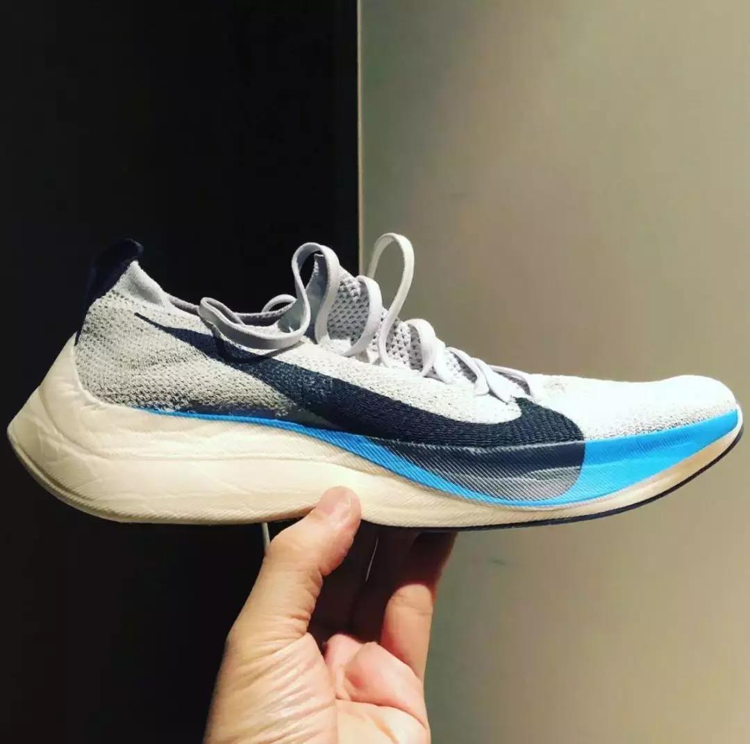 我钱都准备好了,你却要我和马拉松运动员赛跑?