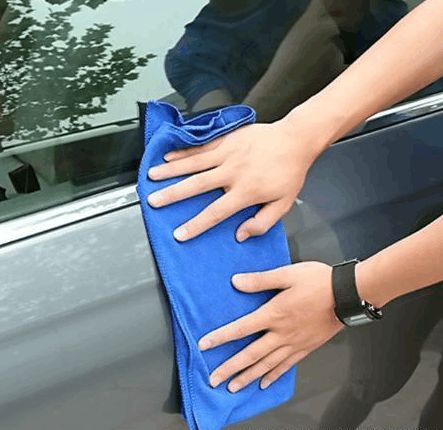 车淋了雨一定要洗吗,雨水淋过车子需要洗吗