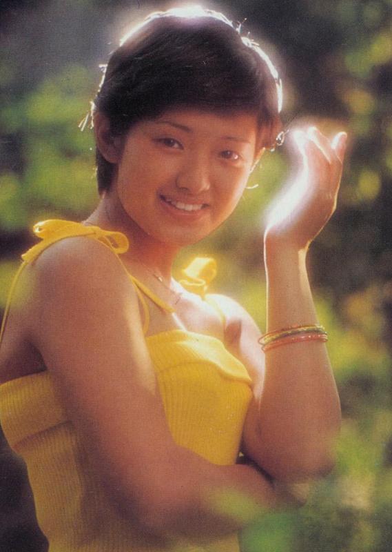 山口百惠为什么让人们念念不忘,山口百惠漂亮吗