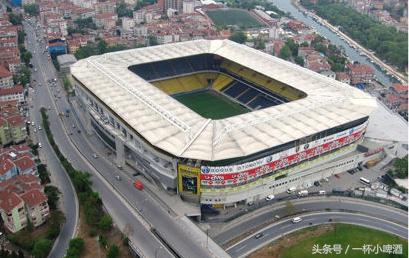 俄超豪门球队有哪些,俄超葡超荷甲土超乌超哪个更强