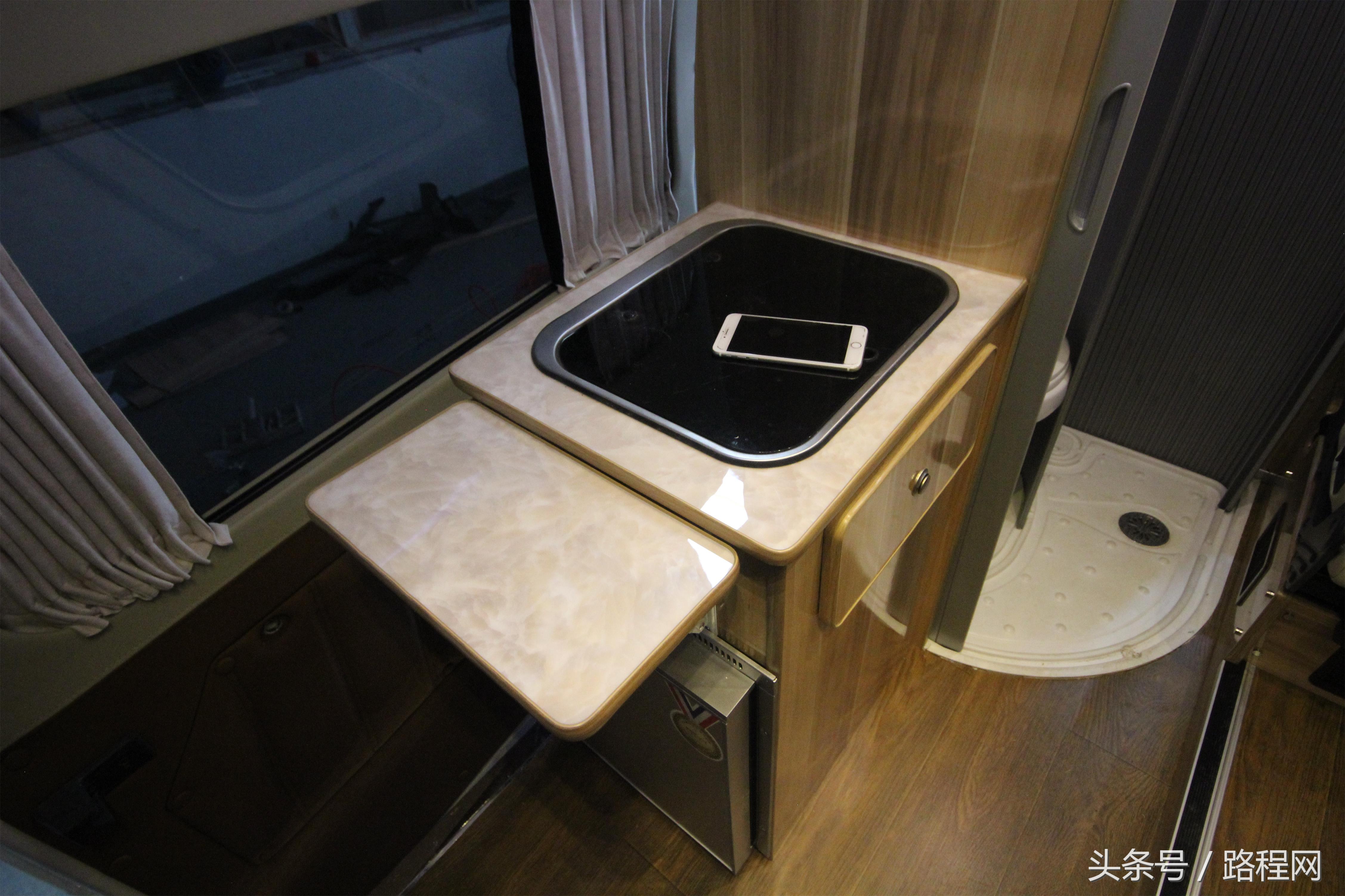 新款江铃新全顺b型房车,江铃新全顺b型房车