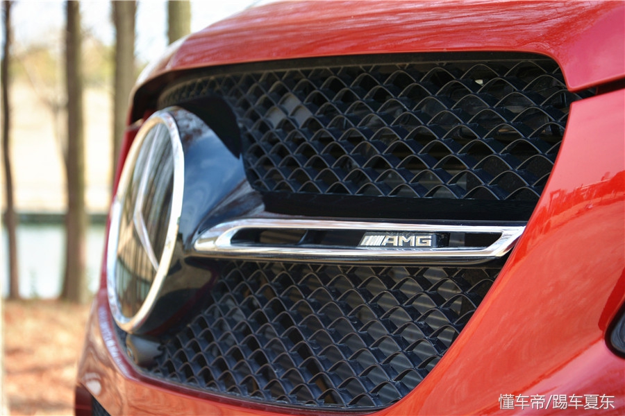 奔驰glcamg43coupe石墨灰,2019奔驰gleamg43coupe