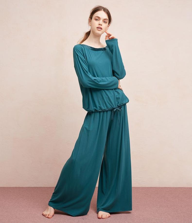 有了这些家居服在家也是小仙女 (给自己配上一套漂亮舒服的家居服)