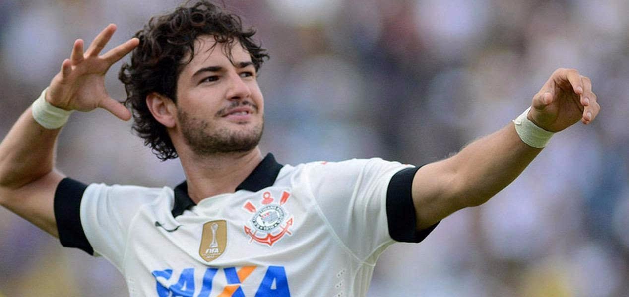 帕托球迷狂呼迪丽热巴视频,帕托表白迪丽热巴上热搜了吗