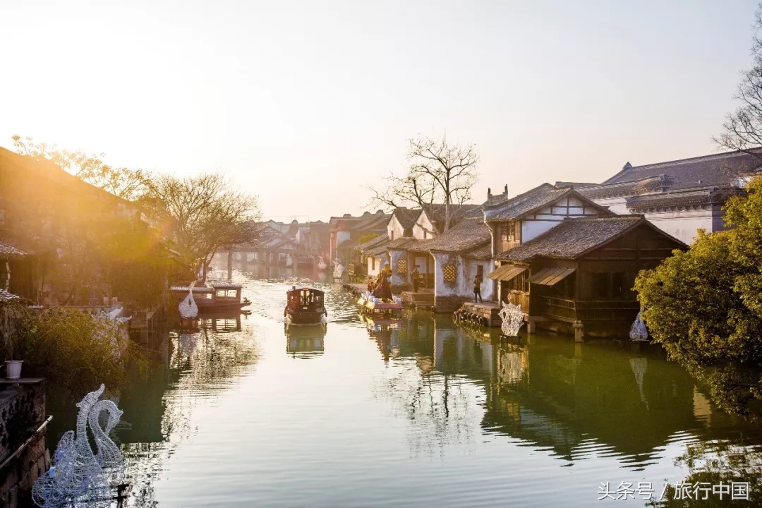 旅游最美的风景在火车上,一张火车票走遍中国最美的地方