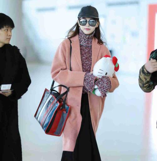 别看人家表面风光背地里也很风光,别看有人表面上风光