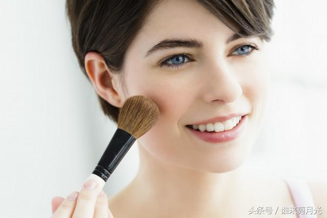 教你如何画出日常气质小烟熏妆,韩式小烟熏妆容照片