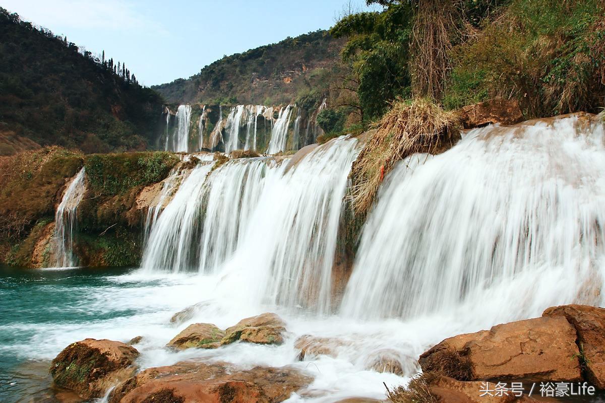 中国十大最秀丽瀑布景点,亚洲最美的十大瀑布在哪里