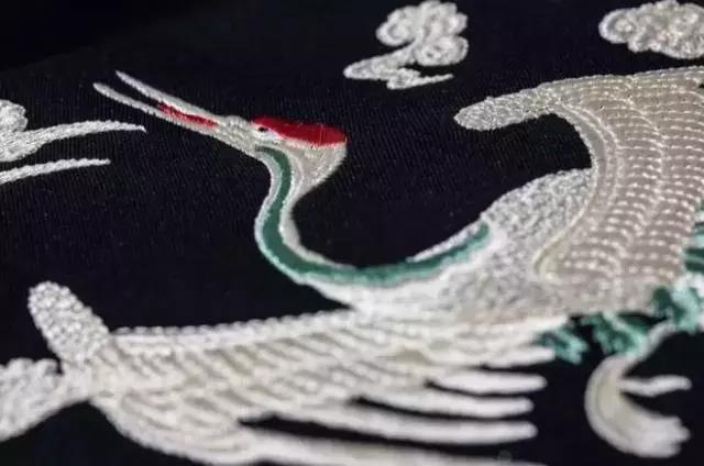 李宁短袖21巴黎时装周限定开箱,李宁巴黎时装周樱花限定版