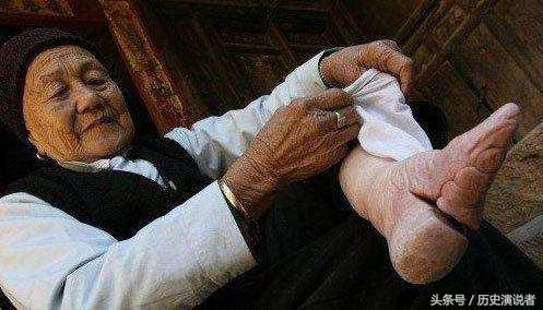 古代三寸金莲怎么缠,三寸金莲陋习