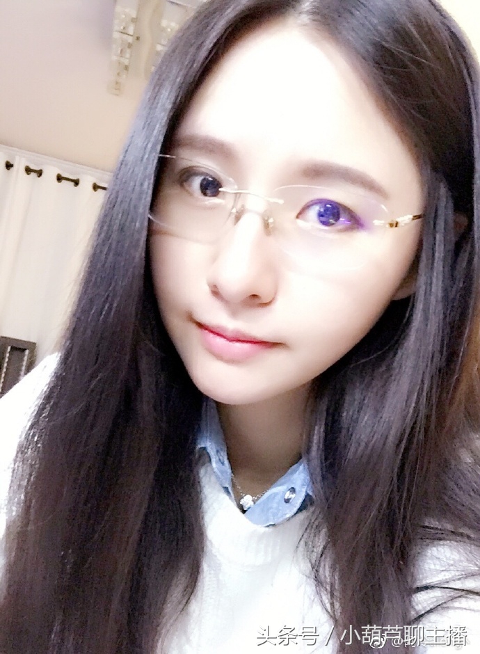 斗鱼主播阿冷位居榜首,斗鱼顶级主播阿冷