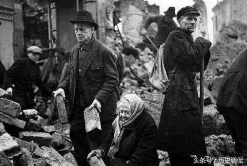 二战德国的崩溃,二战前德国怎么摆脱经济危机