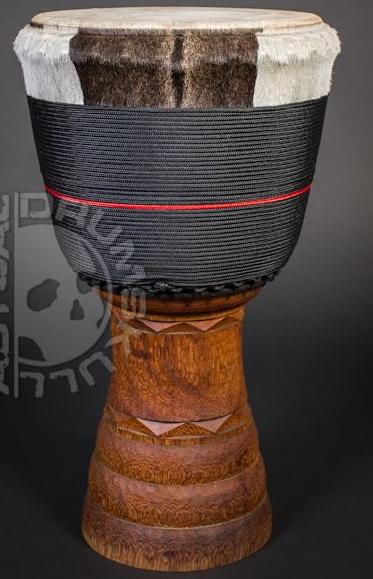 下面是前辈给的10条如何挑选非洲鼓的建议