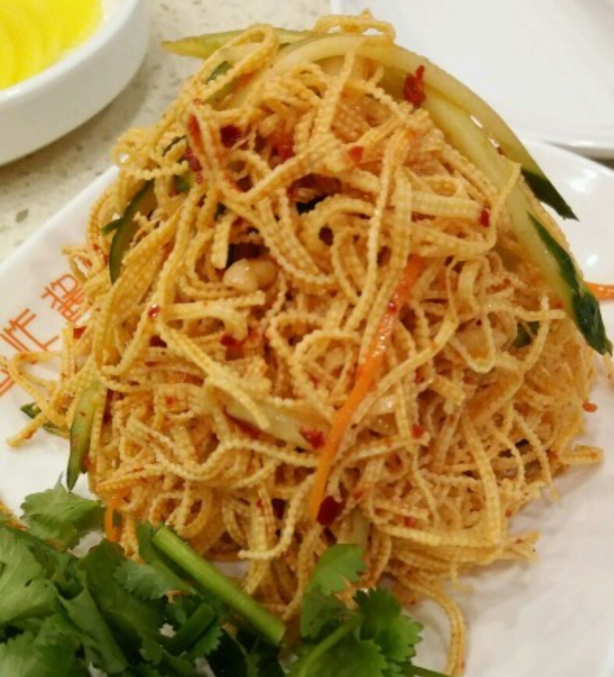 哈尔滨炸酱面家常做法 (哈尔滨王将炸酱面)