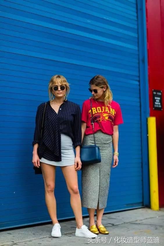 白t恤穿法搭配,t恤的30种穿法高级又时髦