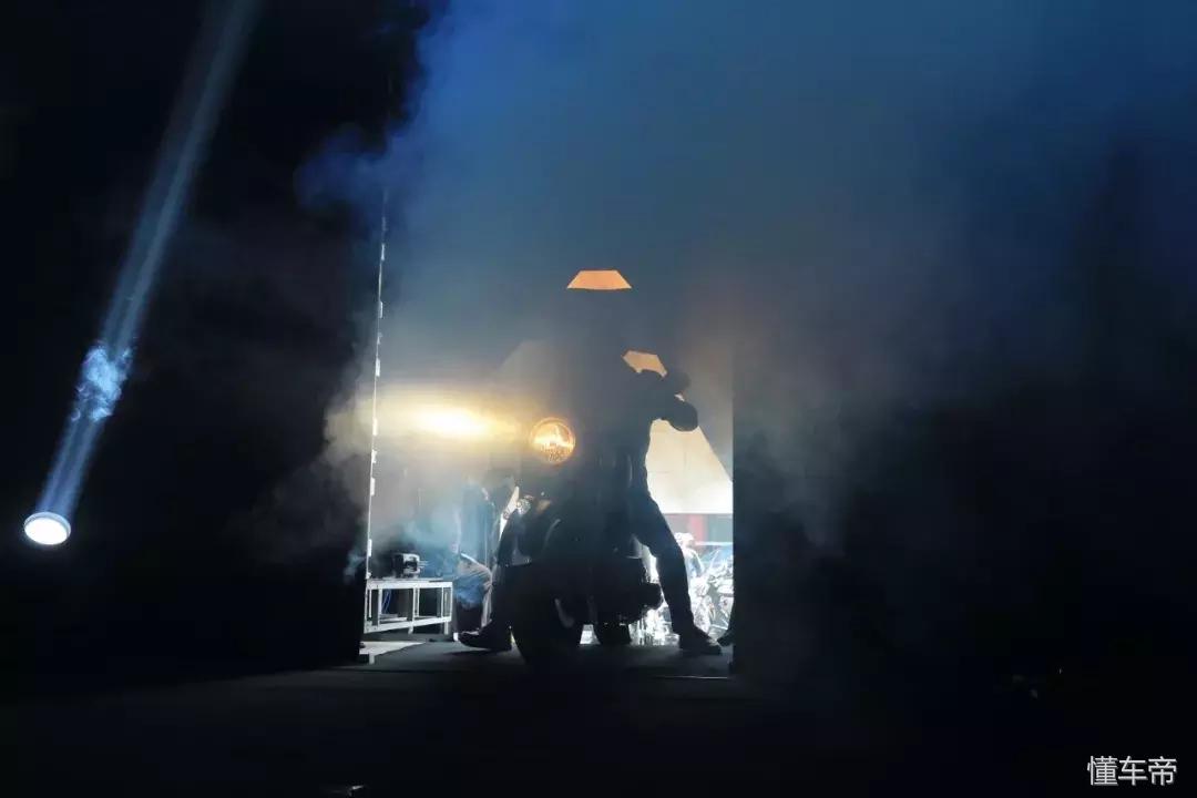 印第安酋长黑马去西藏,印第安酋长bobber黑马2024款