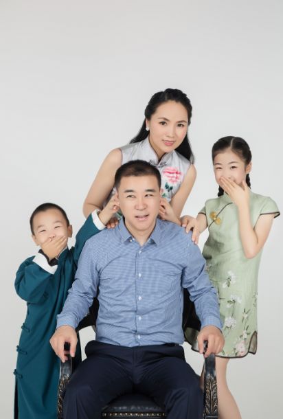 M闺蜜会遇到了一枚闪闪发光的女子