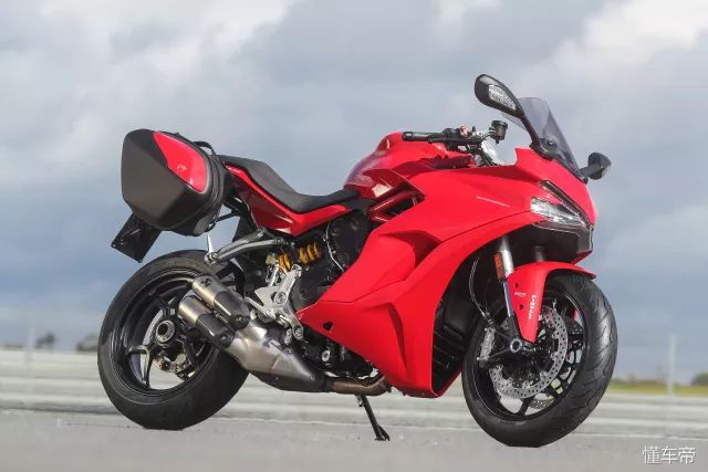 杜卡迪鸰速950最新落地价,杜卡迪939鸰速和阿普利亚rs660