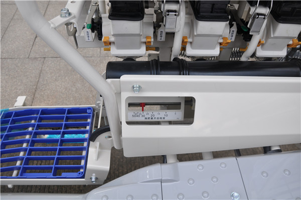 井关插秧施肥一体机,井关大型打药施肥一体机