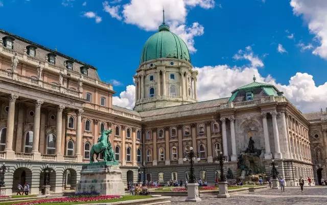 欧洲国家哪里旅游比较便宜,欧洲旅游比较便宜的国家