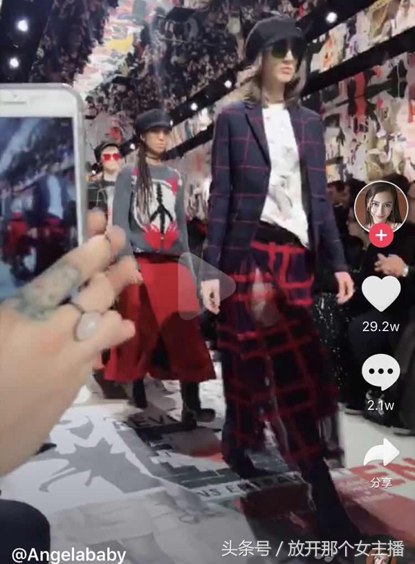 女主播萝莉,吃鸡女主播刚满18岁的可爱视频