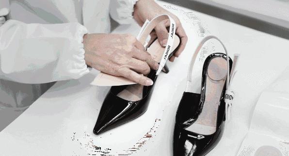 “抄”近路被诟病，这个国产高端品牌路在何方？|鞋业头条3.20