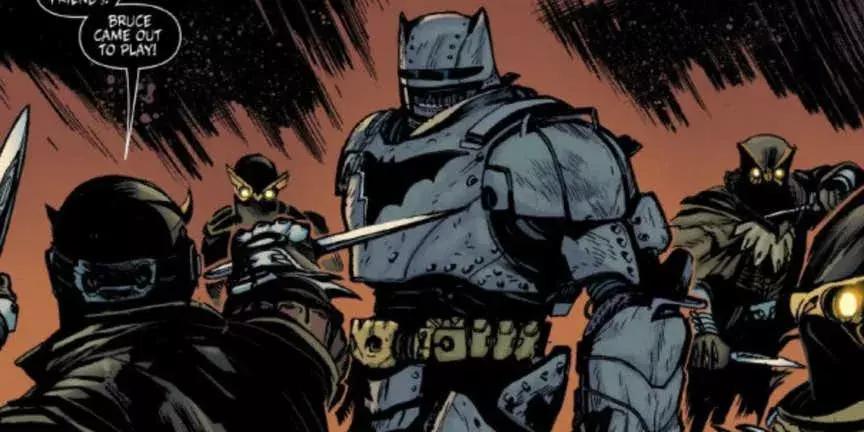 蝙蝠侠用这套萌萌的装甲,正面击败了超人,一不留神团灭正义联盟