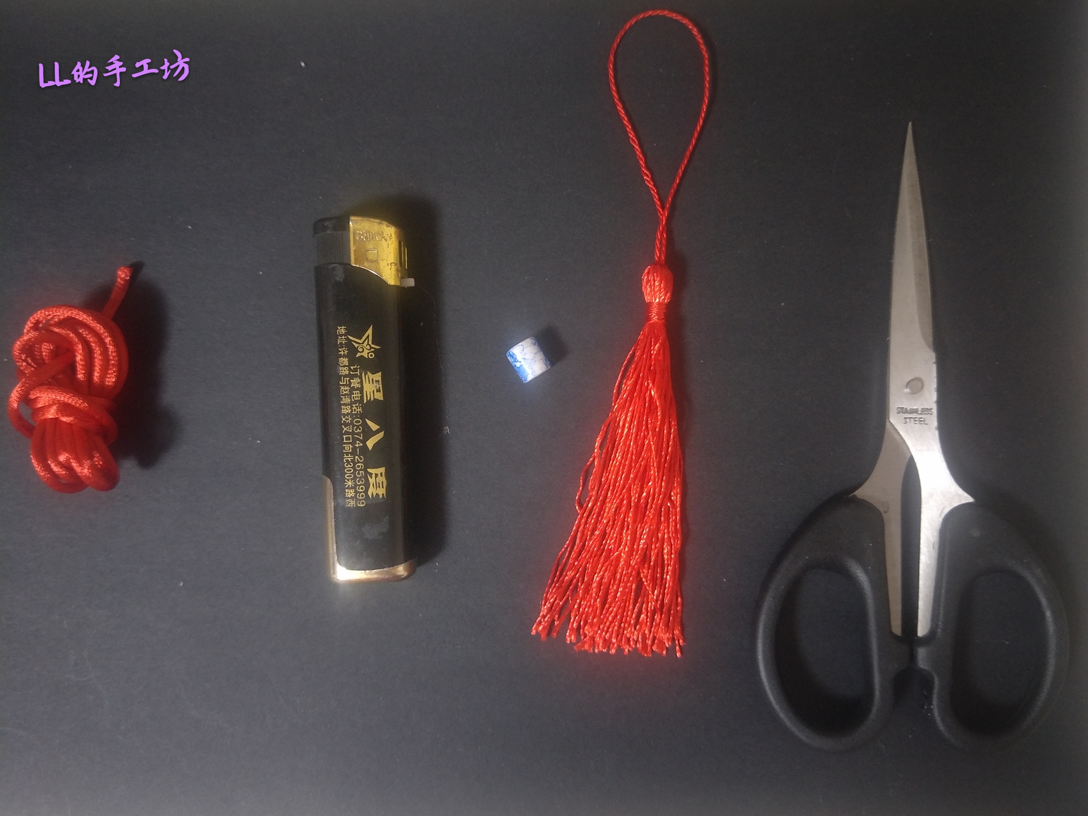 手工编织心形小挂件视频教程,一根绳子编好看吊坠简单