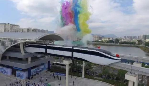 比亚迪云辇技术重磅发布,比亚迪云巴新一代