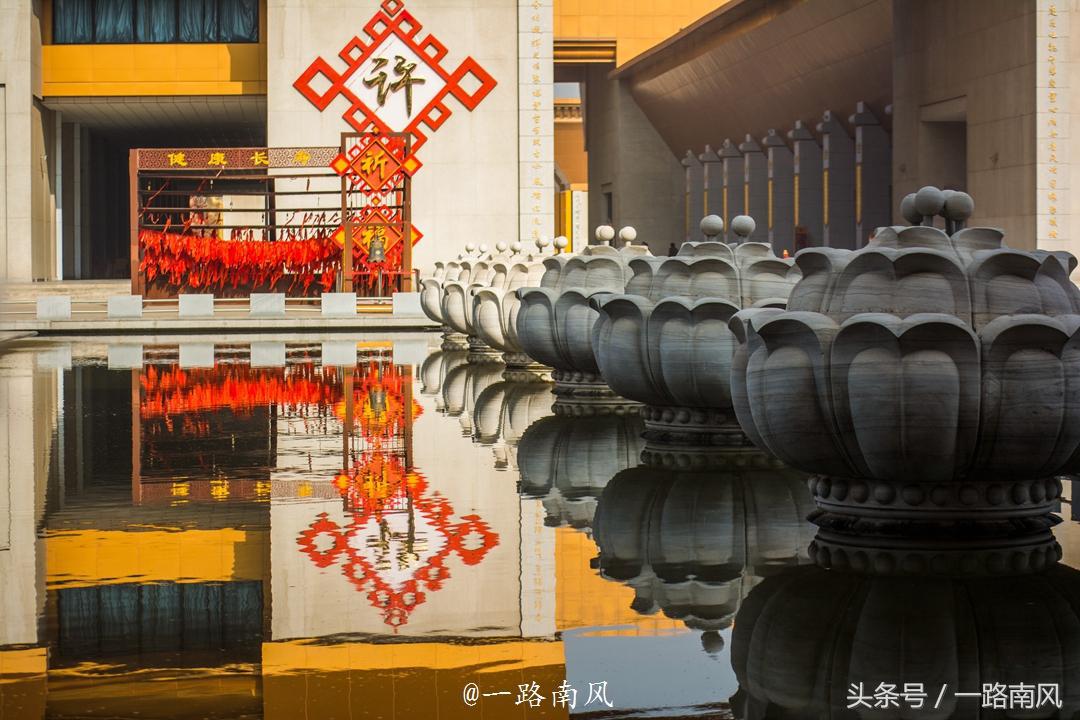 地坛寺庙佛像,中国造价昂贵的十大寺庙