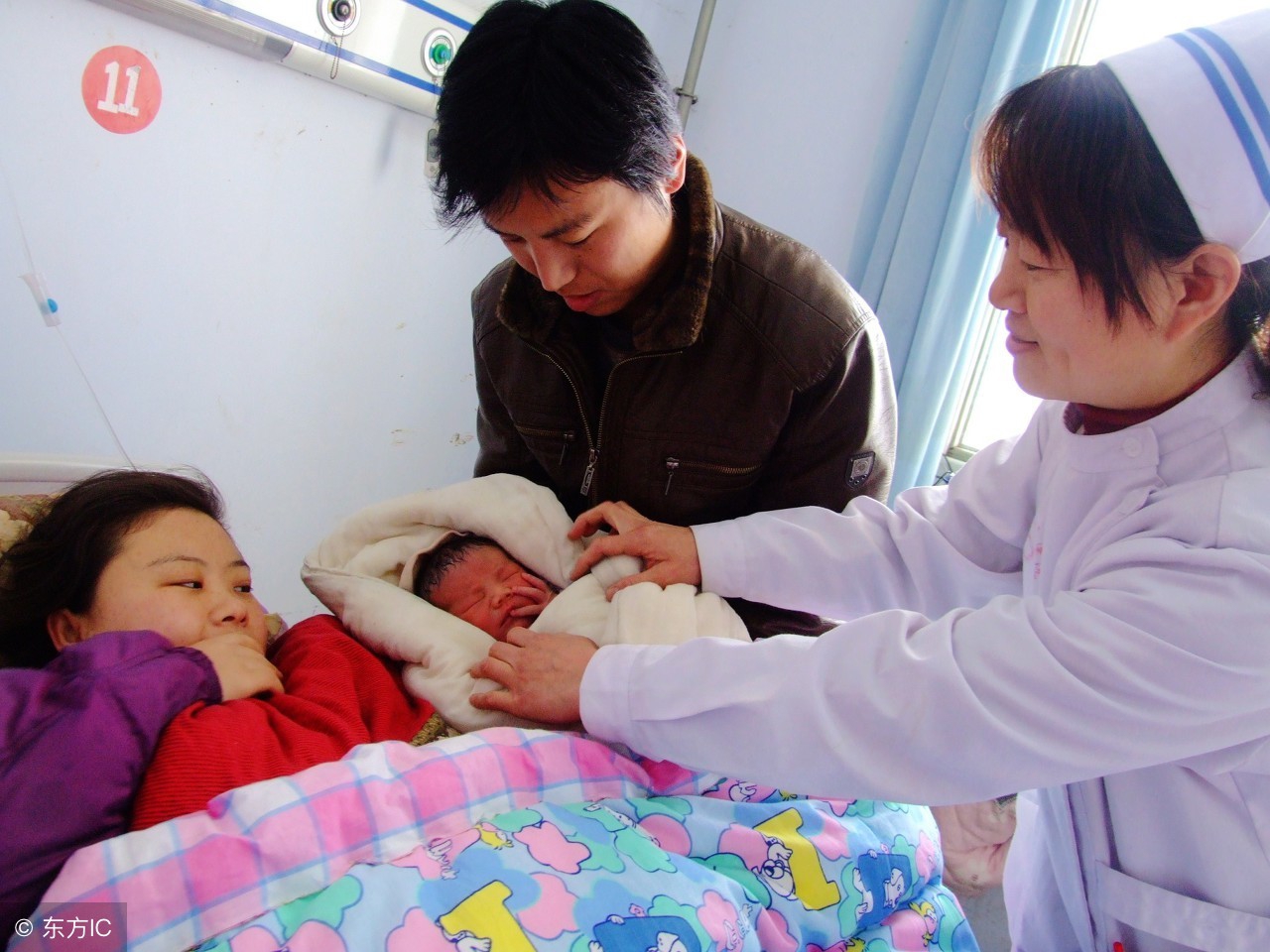 月嫂回奶法,月嫂怎样解决产妇涨奶问题