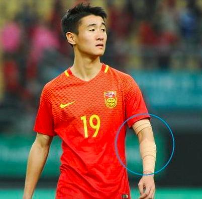 u23国足赛后更衣室,u23国足亚洲杯输球