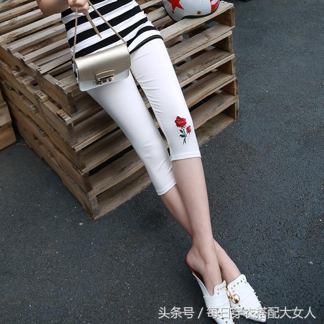 胖女人雪纺衫上衣韩版新款,二百二十斤以上的胖女人雪纺衫