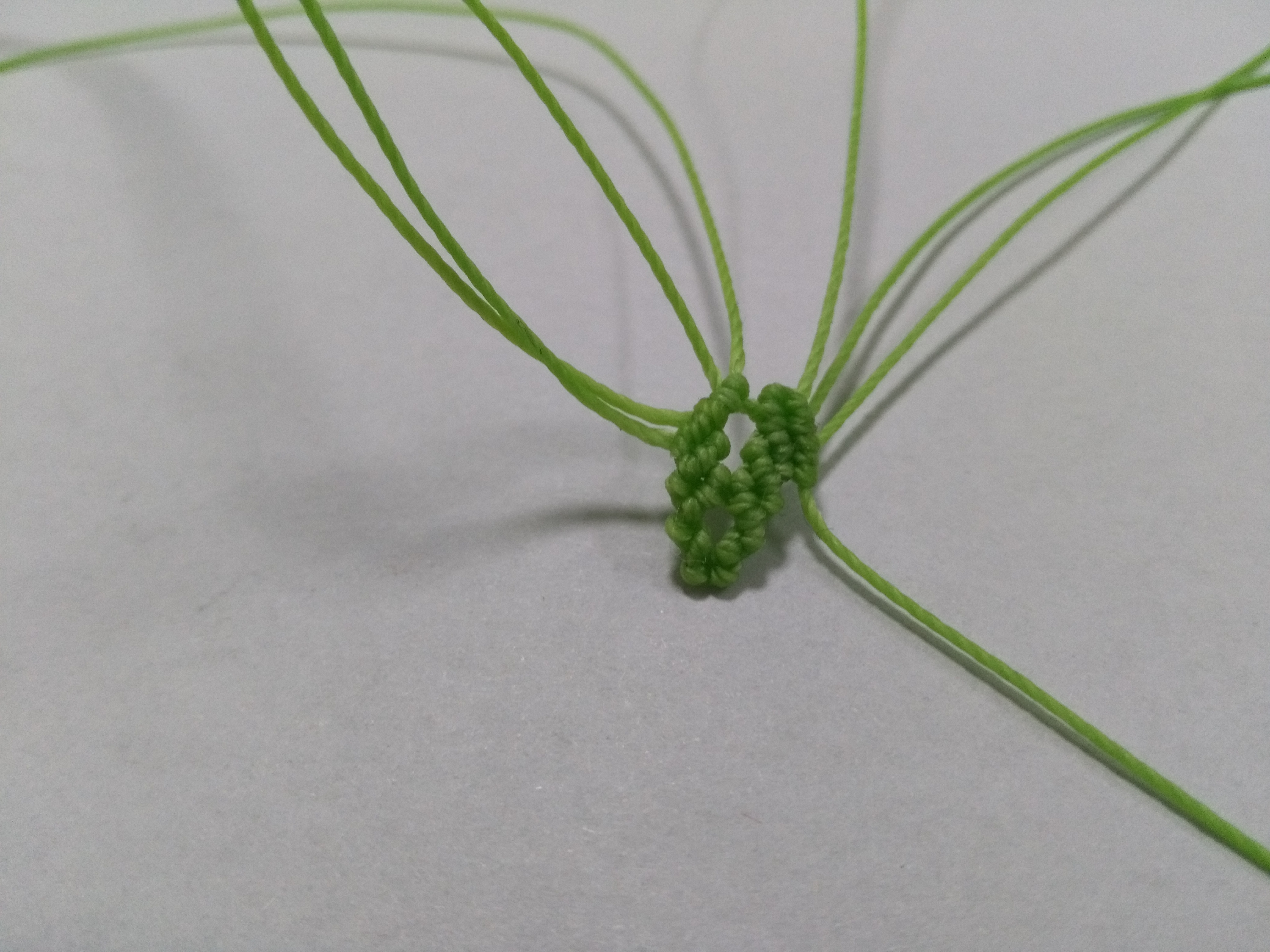 玛瑙豆子编手机吊坠法教程,玉豌豆吊坠怎么编绳