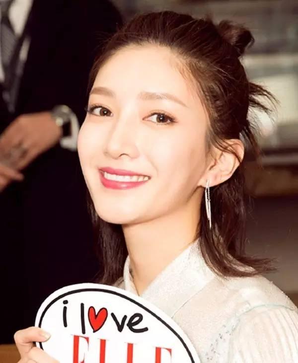 明星彩妆红唇妆容教程,明星妆唇妆