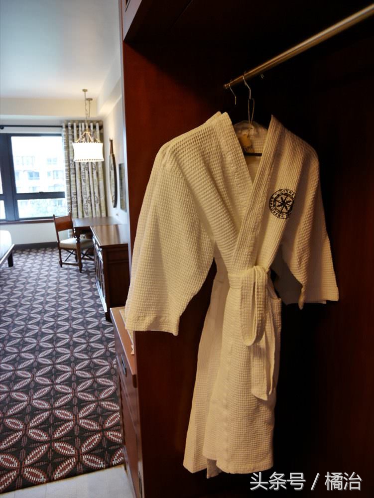 香港迪士尼探索家度假酒店,香港迪士尼探索家酒店游泳池